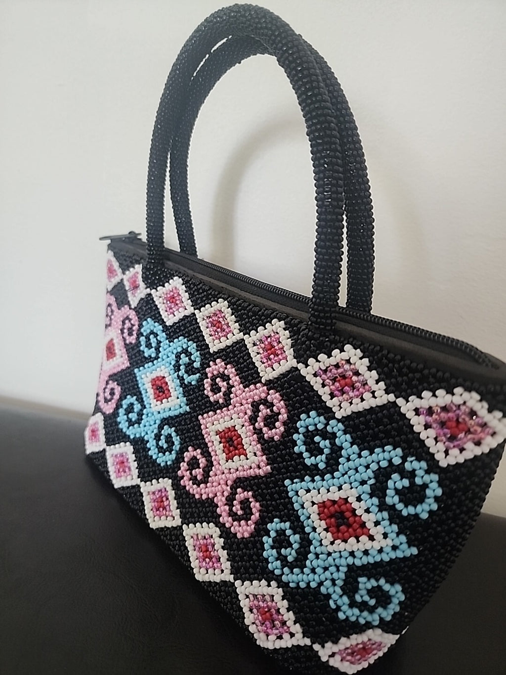 HANDCRAFTED BATIK DESIGN PURSE TOTE FOR WOMEN FROM THE HEARTLAND OF INDONESIA